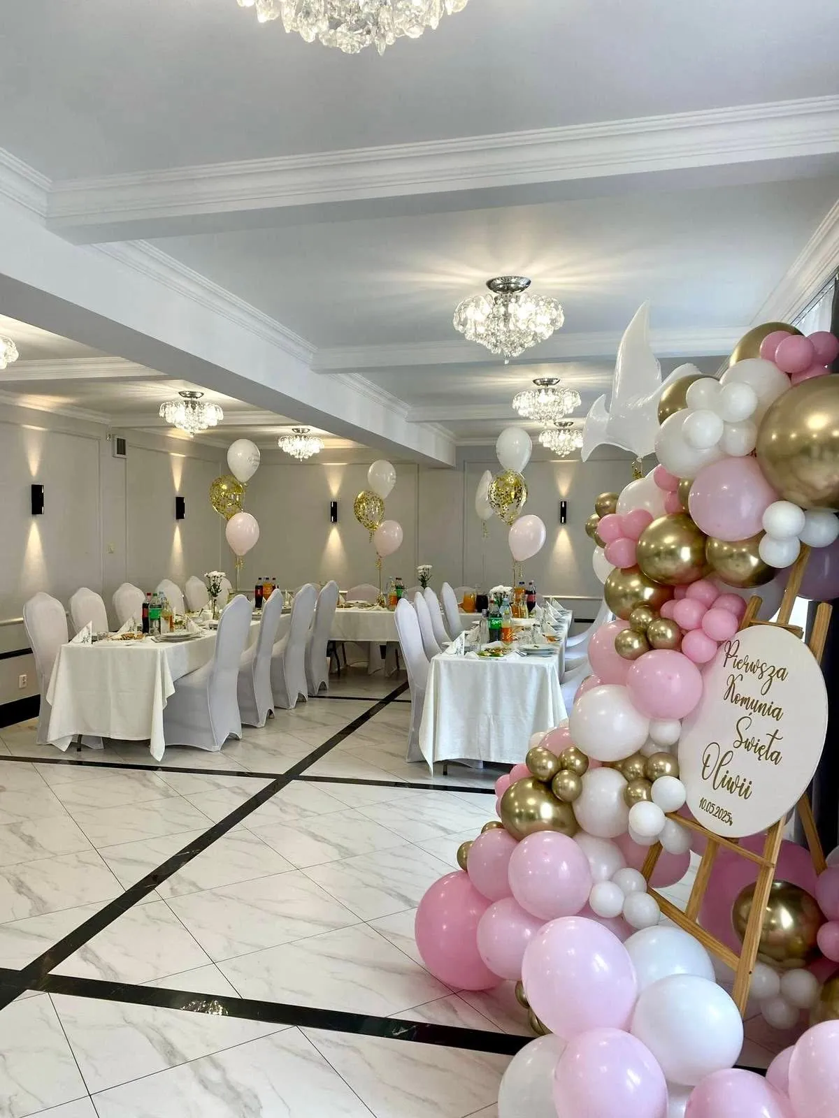 Uroczystość rodzinna, sala i dekoracje